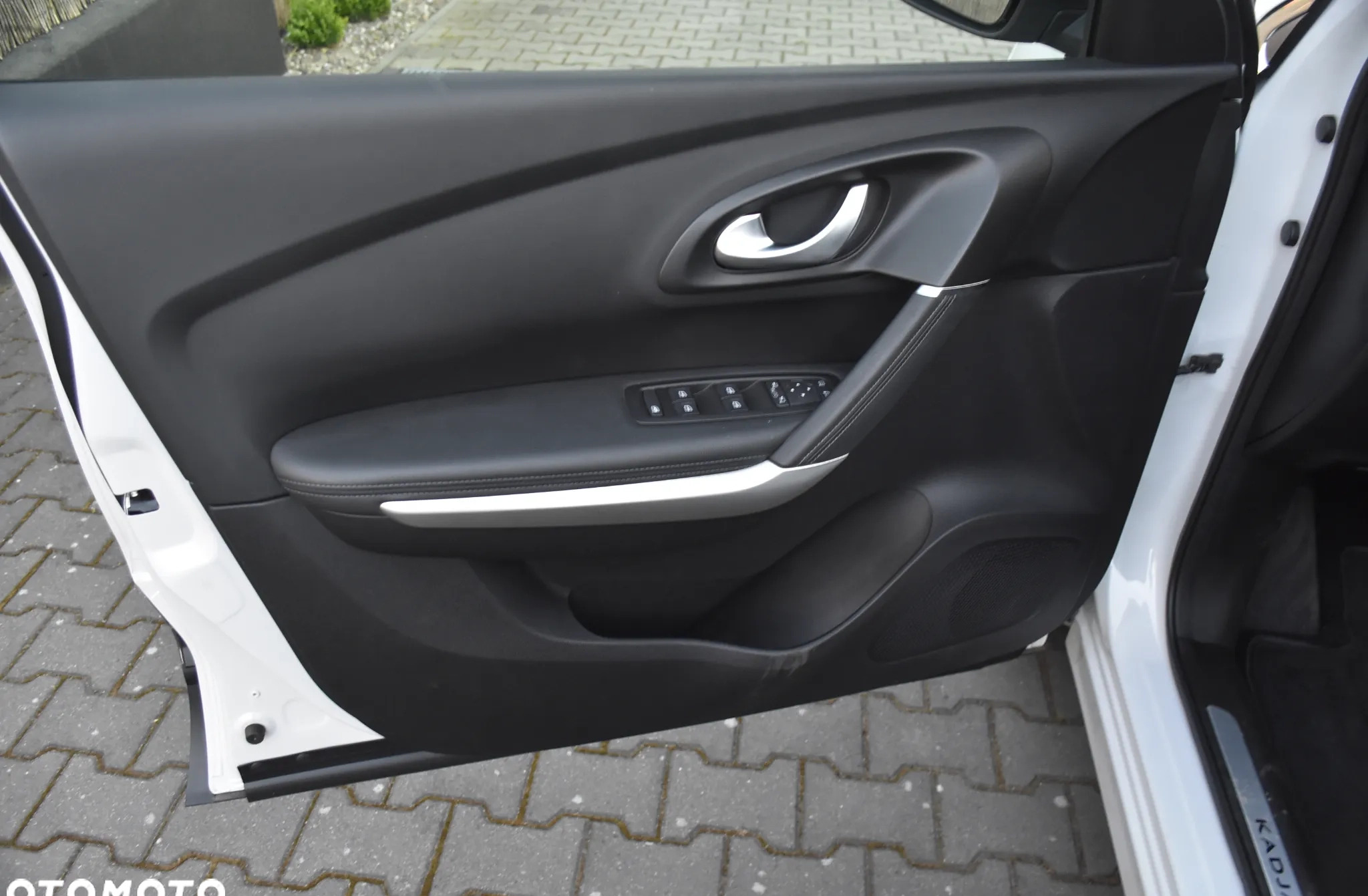 Renault Kadjar cena 89900 przebieg: 6900, rok produkcji 2021 z Chodzież małe 326